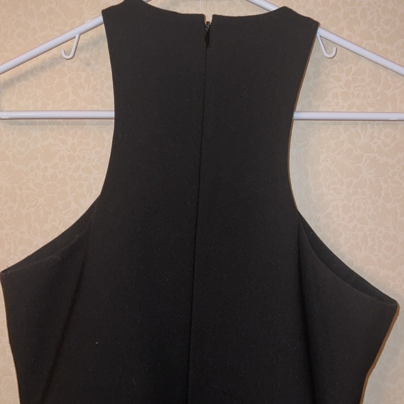 ELIZABETH and JAMES SIZE sexy little black dress - Picture 8 of 10